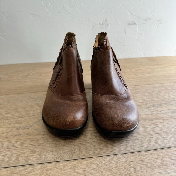 Alegria Hannah Saddle in Brown Ruffle Leather Ankle Bootie - Picture 2 of 5